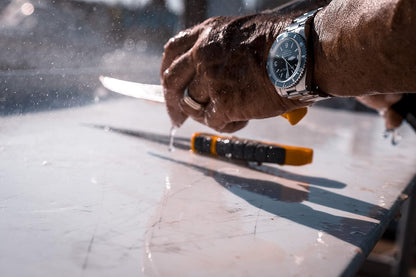Smith’s 51061 6” Boning Fillet Knife - 400 Series Stainless Steel Blade - Non-Slip Soft Grip Handle - Protective Sheath - Curved Fillet Knife - Deboning & Game Processing - Fishing & Hunting Knife