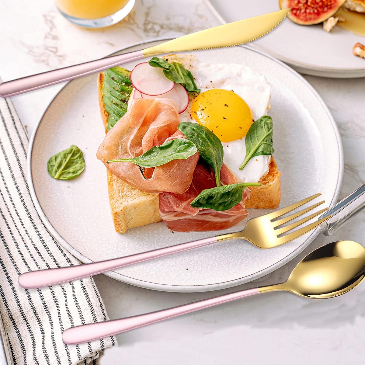 6 Pieces 18/8 Stainless Steel Flatware Set Portable Reusable Cutlery Set Travel Utensils Set Including Chopsticks Knife Fork Spoon Straws Cleaning Brush Dishwasher Safe (Rose Gold)