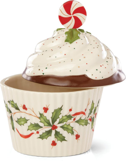 Serveware, Hosting The Holidays Cheese Plate & Knife Set, Service for 1, Ivory Porcelain, Dishwasher Safe, 6.75 Inch Diameter, Christmas Decorations, Christmas Decor (White/Green/Red, 2 Pieces)