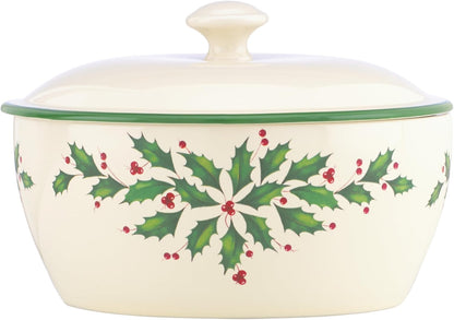 Serveware, Hosting The Holidays Cheese Plate & Knife Set, Service for 1, Ivory Porcelain, Dishwasher Safe, 6.75 Inch Diameter, Christmas Decorations, Christmas Decor (White/Green/Red, 2 Pieces)