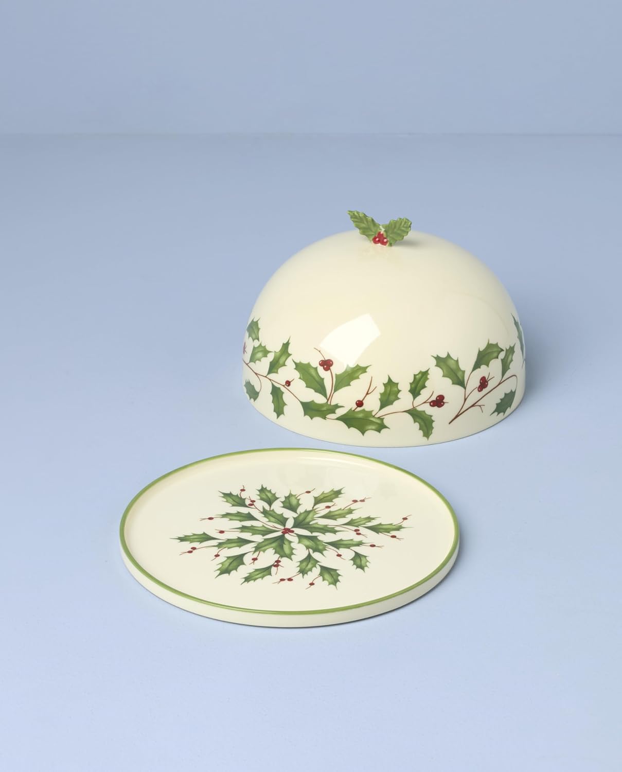 Serveware, Hosting The Holidays Cheese Plate & Knife Set, Service for 1, Ivory Porcelain, Dishwasher Safe, 6.75 Inch Diameter, Christmas Decorations, Christmas Decor (White/Green/Red, 2 Pieces)