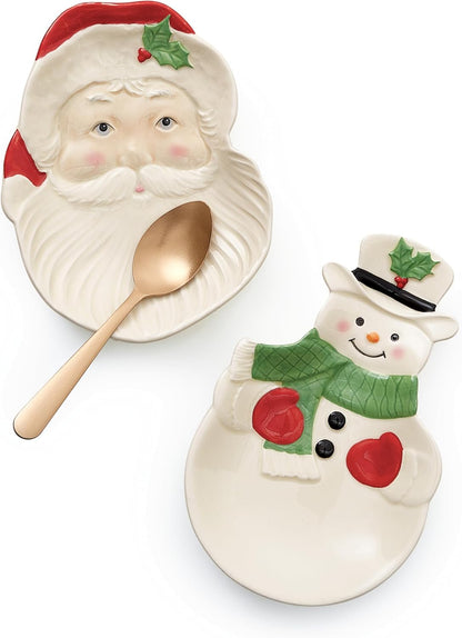 Serveware, Hosting The Holidays Cheese Plate & Knife Set, Service for 1, Ivory Porcelain, Dishwasher Safe, 6.75 Inch Diameter, Christmas Decorations, Christmas Decor (White/Green/Red, 2 Pieces)