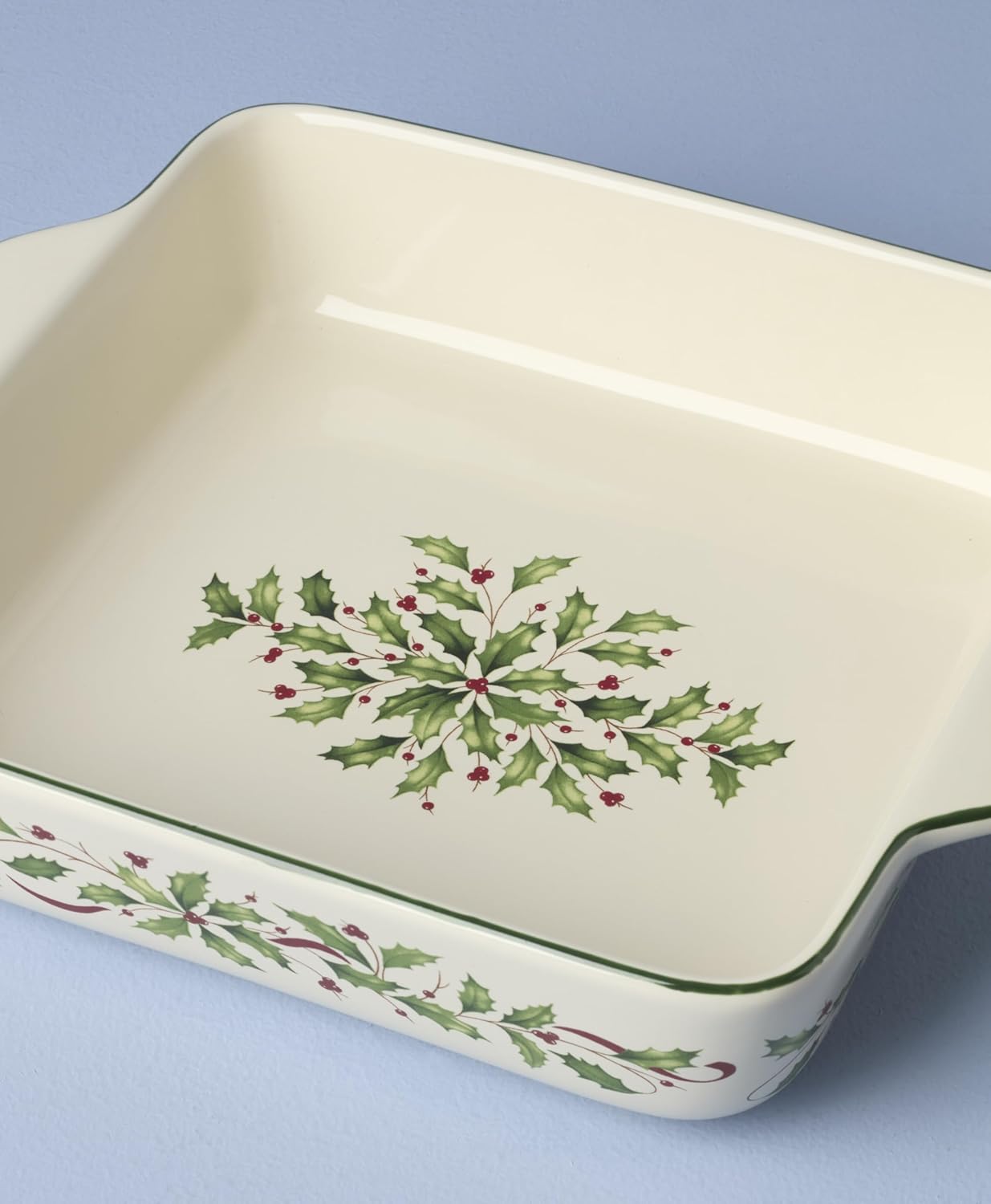 Serveware, Hosting The Holidays Cheese Plate & Knife Set, Service for 1, Ivory Porcelain, Dishwasher Safe, 6.75 Inch Diameter, Christmas Decorations, Christmas Decor (White/Green/Red, 2 Pieces)