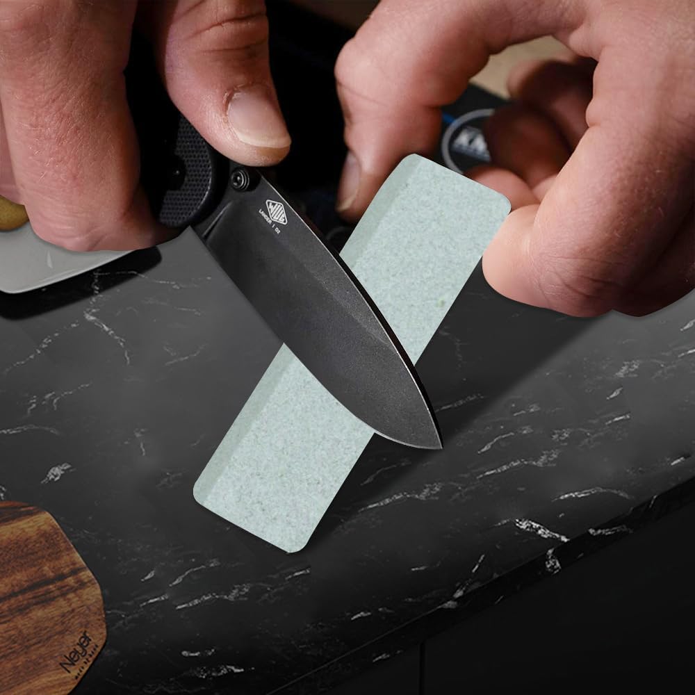 1PCS Pocket Sharpening Stone, Mini Pocket Knife Sharpener Stone Diamond Whetstone Stone Silicon Carbide Coarse Sharpening Stone Tool for Scissors Knives Outdoor Kitchen (3.15 x 0.46 x 0.39inch)