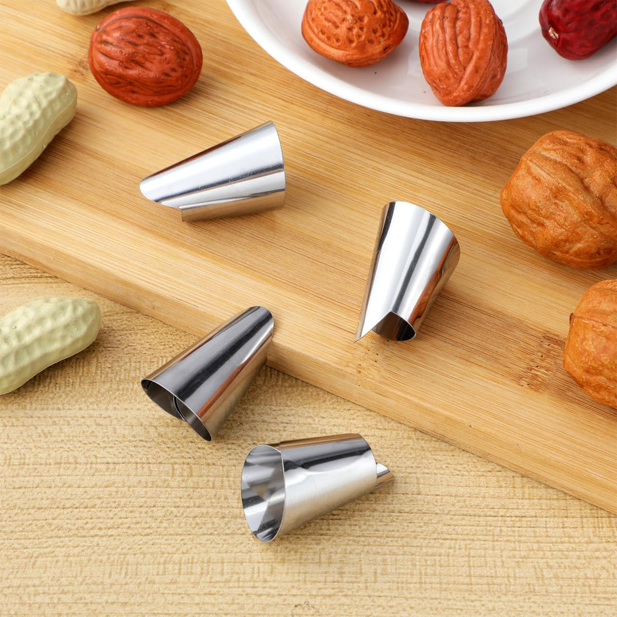4Pcs Finger Protector Guard Set Stainless Steel Nail Cover Adjustable Kitchen Tool for Peeling Cutting Shelling