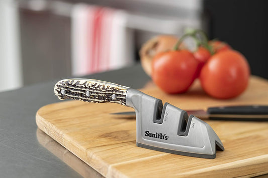 Smith’s 51115 Cabin & Lodge Diamond Edge Grip Sharpener - Brown - Coarse & Fine Sharpeners - Compact - Stable Non-Slip Base – Pull-Through Knife Sharpener – Straight & Serrated Blades