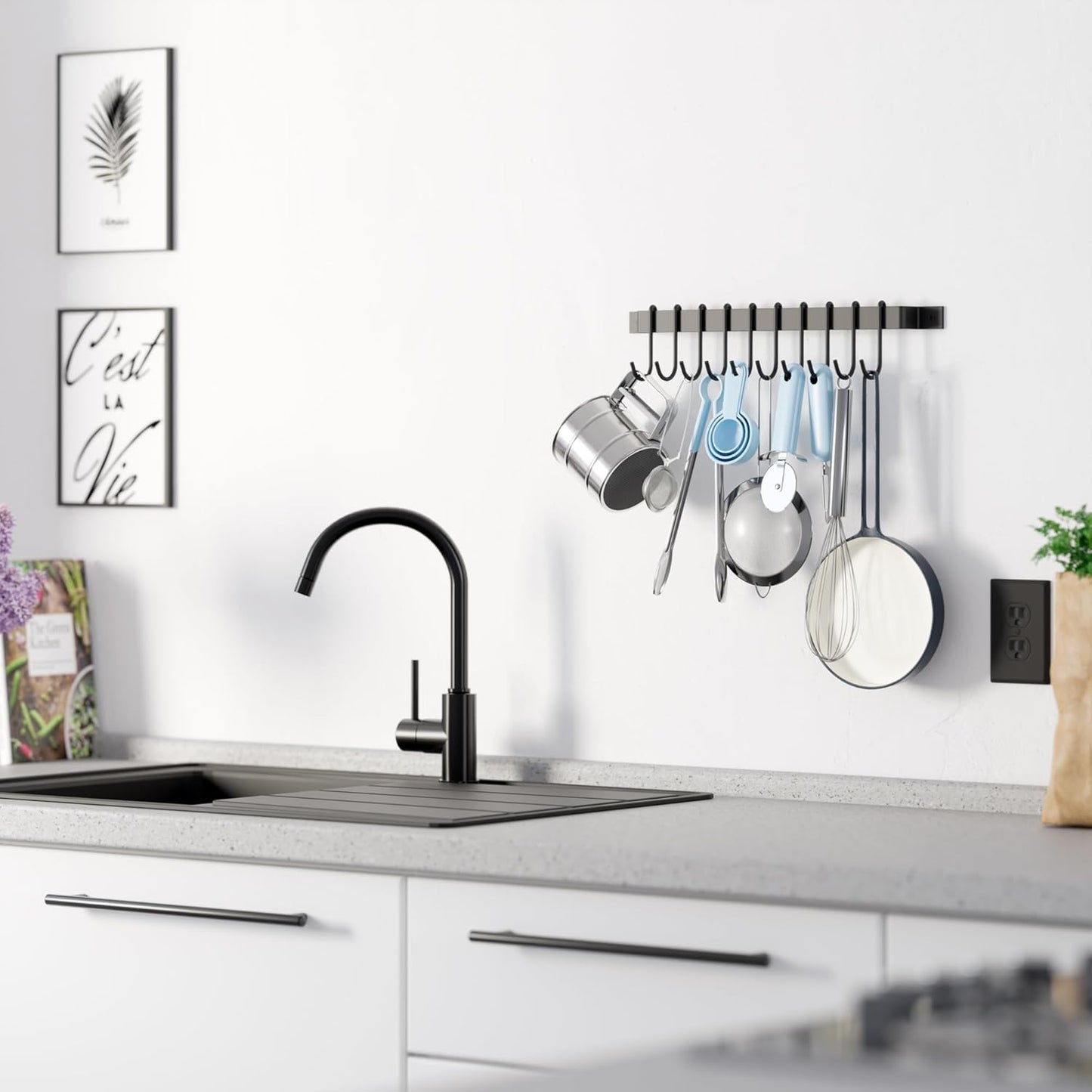 Gourmet Kitchen Rail with 10 Hooks, Wall Mounted Wrought Iron Hanging Utensil Holder Rack with Black 17 Inch
