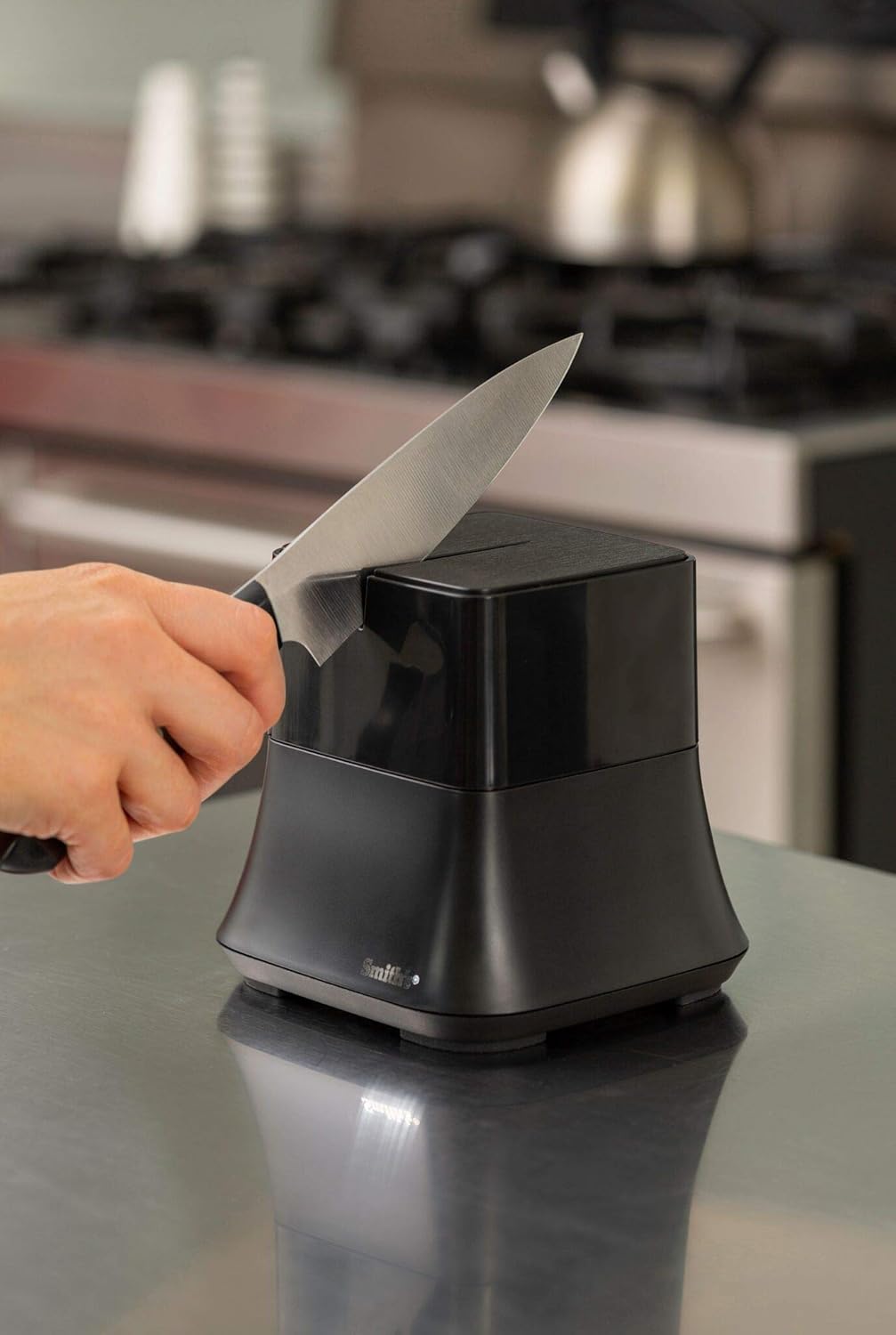 Smith's 51031 Mesa Electric Single-Slot Knife Sharpener (Black)