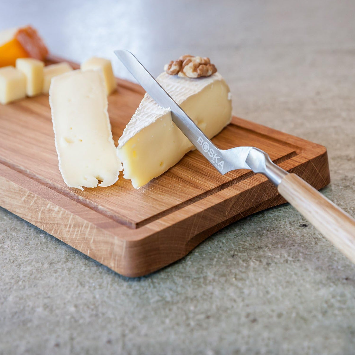 Stainless Steel Mini Cheese Knives - Oslo for All Types of Cheese - Multi-Functional Cheese Slicer - Handheld Slicer - Silver Non-Stick - Dishwasher Safe - for Kitchen Cooking