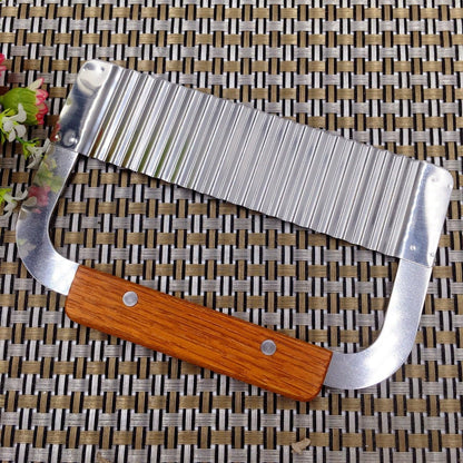 Crinkle Chopper, Wavy Potato Soap Cutting Tool French Fry Slicer Stainless Steel Blade Wooden Handle Serrator Chopping Knife, Set of 2
