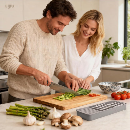 Kitchen Knife Set 7 Pcs & Horizontally Knives Case, Crafted from High Carbon 5Cr15Mov Stainless Steel and Food-Grade Polypropylene. (7)