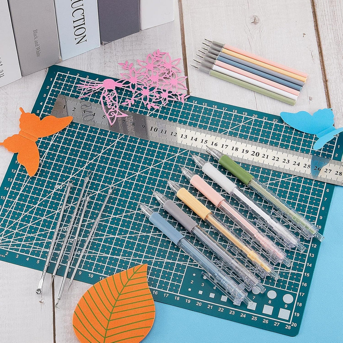 24 Pcs Craft Knife Pen Set, 6 Craft Knives with 12 Refills, Double Sided Cut Mat, 4 Weeding Art Tools, Art Cutting Tools Kit for DIY Scrapbooking Hobby Project Home Office(Green)