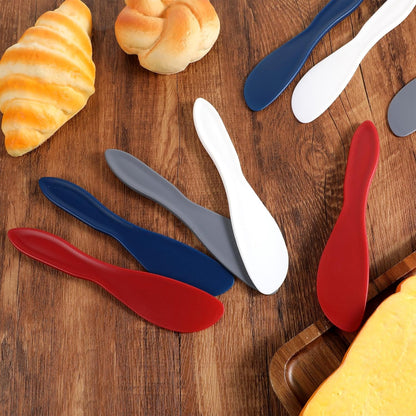 8PCs Plastic Butter Spreader, Multi Purpose Plastic Butter Spreader Knives, Kitchen Frosting Knives for Soft Cheese Butter Cream Icing, Sandwich Spreader Knife for Charcuterie Board