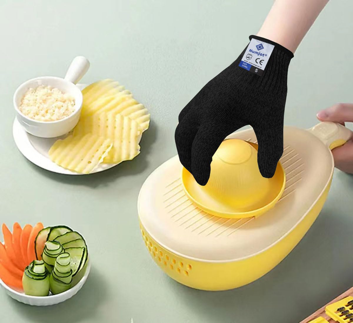 Cutting Gloves,3 Pairs Food Grade Level 5 Protection, Safety Kitchen Cut Gloves for Oyster Shucking, Fish Fillet Processing, Mandolin Slicing, Meat Cutting and Wood Carving(Gray-Large)