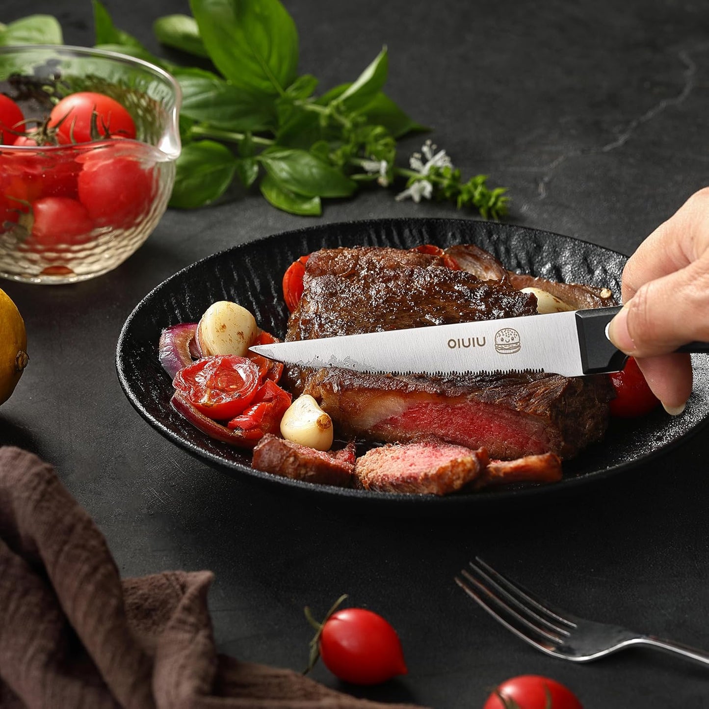Steak Knives Set of 4, Stainless Steel Serrated Steak Knife Set, Dishwasher Safe (Unique Food Themed Design)