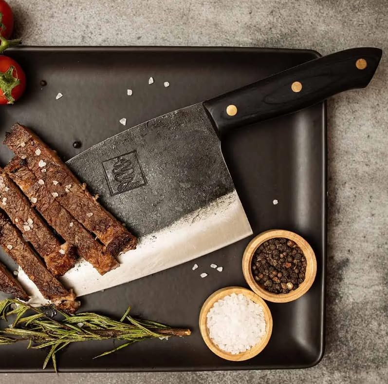 Daozi 8" Butcher Knife, Hand-Forged High-Carbon Cleaver | Heavy-duty meat cutting, slicing, chopping, brisket & BBQ. Full tang forged blade with ergonomic wood handle.