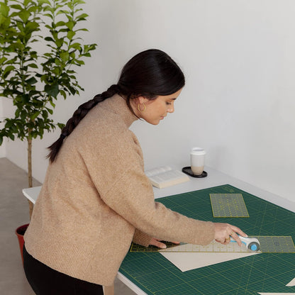 Cutting Mat A4 Green, Self Healing Cutting Mat 9x12 Inch, 5-Ply Craft Board Green, Hobby Board for Crafts 9x12 Inch