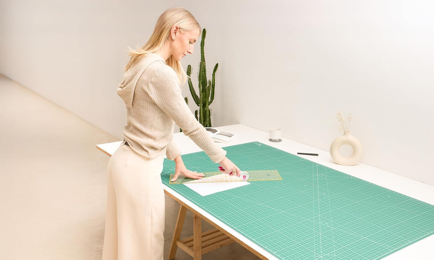 Cutting Mat A4 Green, Self Healing Cutting Mat 9x12 Inch, 5-Ply Craft Board Green, Hobby Board for Crafts 9x12 Inch