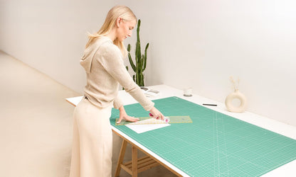 Cutting Mat A4 Green, Self Healing Cutting Mat 9x12 Inch, 5-Ply Craft Board Green, Hobby Board for Crafts 9x12 Inch