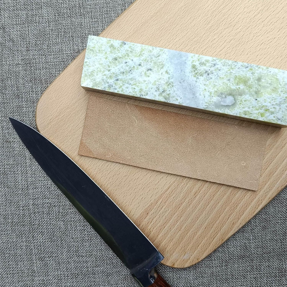 LARGE SIZE Knife Sharpening Stone,10000 Grit Sharpener Whetstone Final Fine Polishing Natural Green Honing Oilstone for Knives Tools,Cutting Tools (200 * 50 * 25)