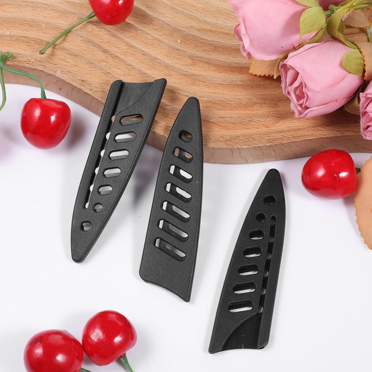 3 Pcs Safety Sleeves, 3 x 3.5 Inch Knife Sheath Blade Protector, Knife Cover, Plastic Knives Guards for Kitchen, Black Kitchen Knives Protector Sleeve