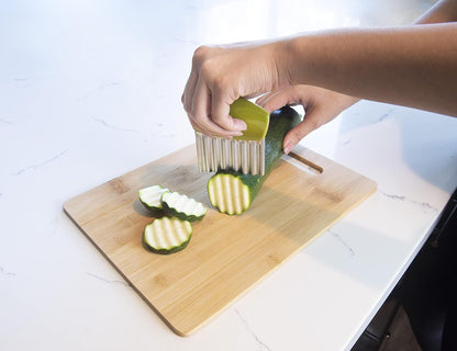 Joie Crinkle Cutter Knife, Wavy Slicer for Potatoes, Vegetables, and More