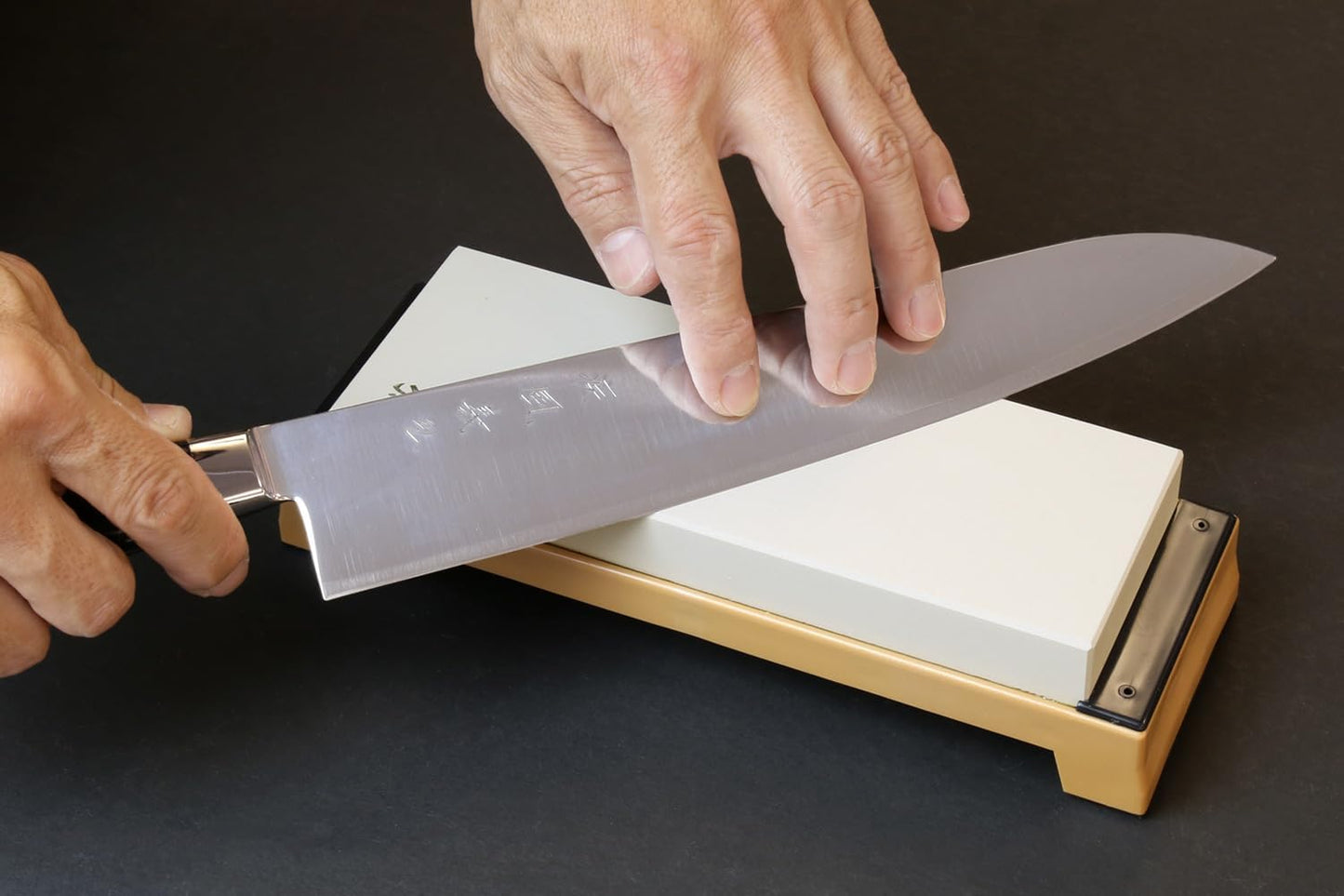 Yoshihiro Professional Grade Toishi Japanese Whetstone Knife Sharpener Water Stones (#10000 grit)