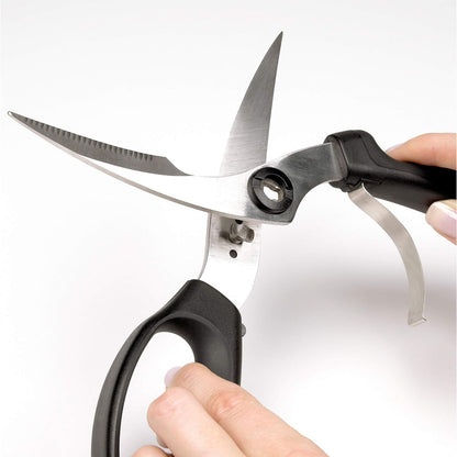 Good Grips Spring-Loaded Poultry Shears, Black