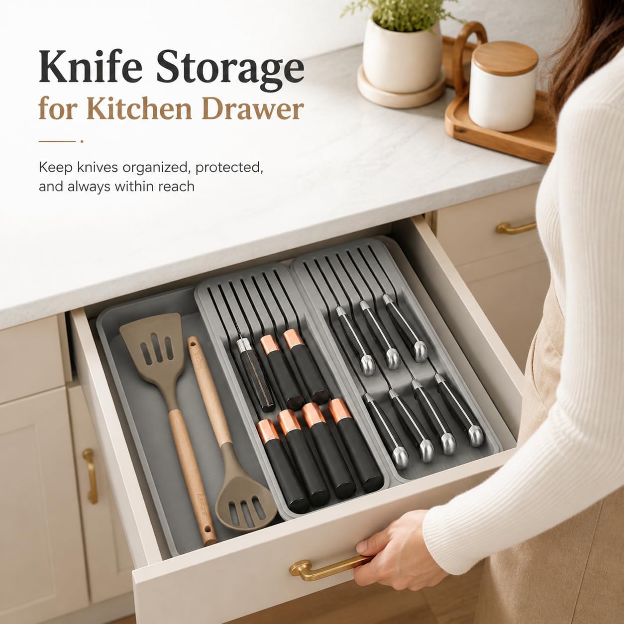Expandable Drawer Knife Organizer, In-Drawer Knife Holder for 11 Knives, Adjustable Kitchen Drawer Knife Block with Drain Holes, BPA-Free Plastic Knife Storage Tray, Fits Steak & Chef Knives