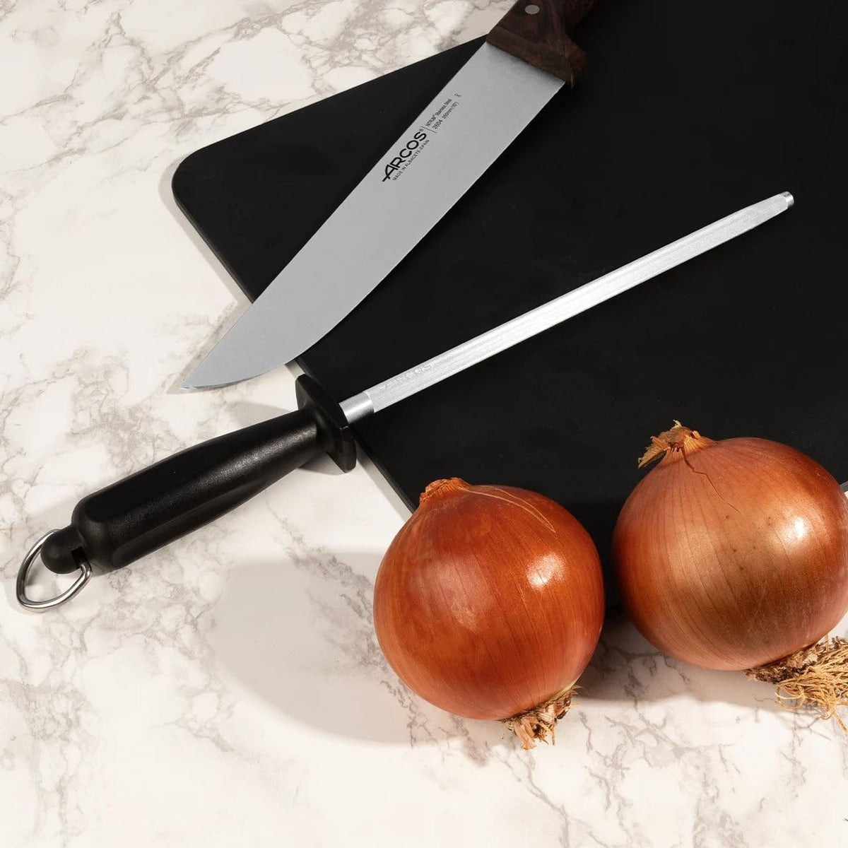 Sharpening Steel 10 Inch Nitrum Stainless Steel and 250 mm blade. Series Chaira. Body Carbon Steel Chromium Coated 11 - Handle Polypropylene. Lightweight and smooth shapes. Color Black.