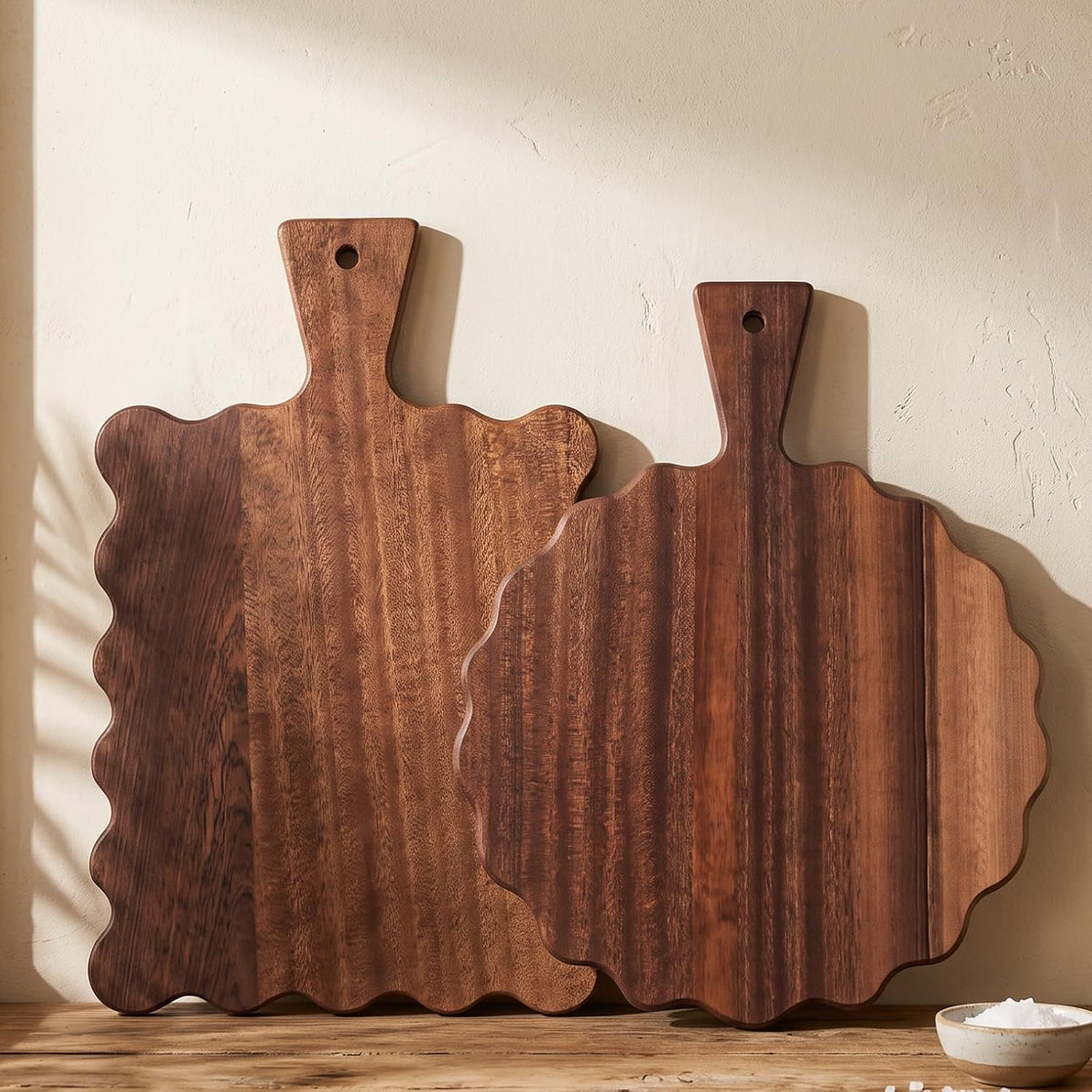 2 Pcs Acacia Wood Scalloped Cutting and Chopping Board with Handle Decorative Cutting Boards for Kitchen Wooden Charcuterie Boards Serving Tray for Cheese Meat Fruit Bread Baking