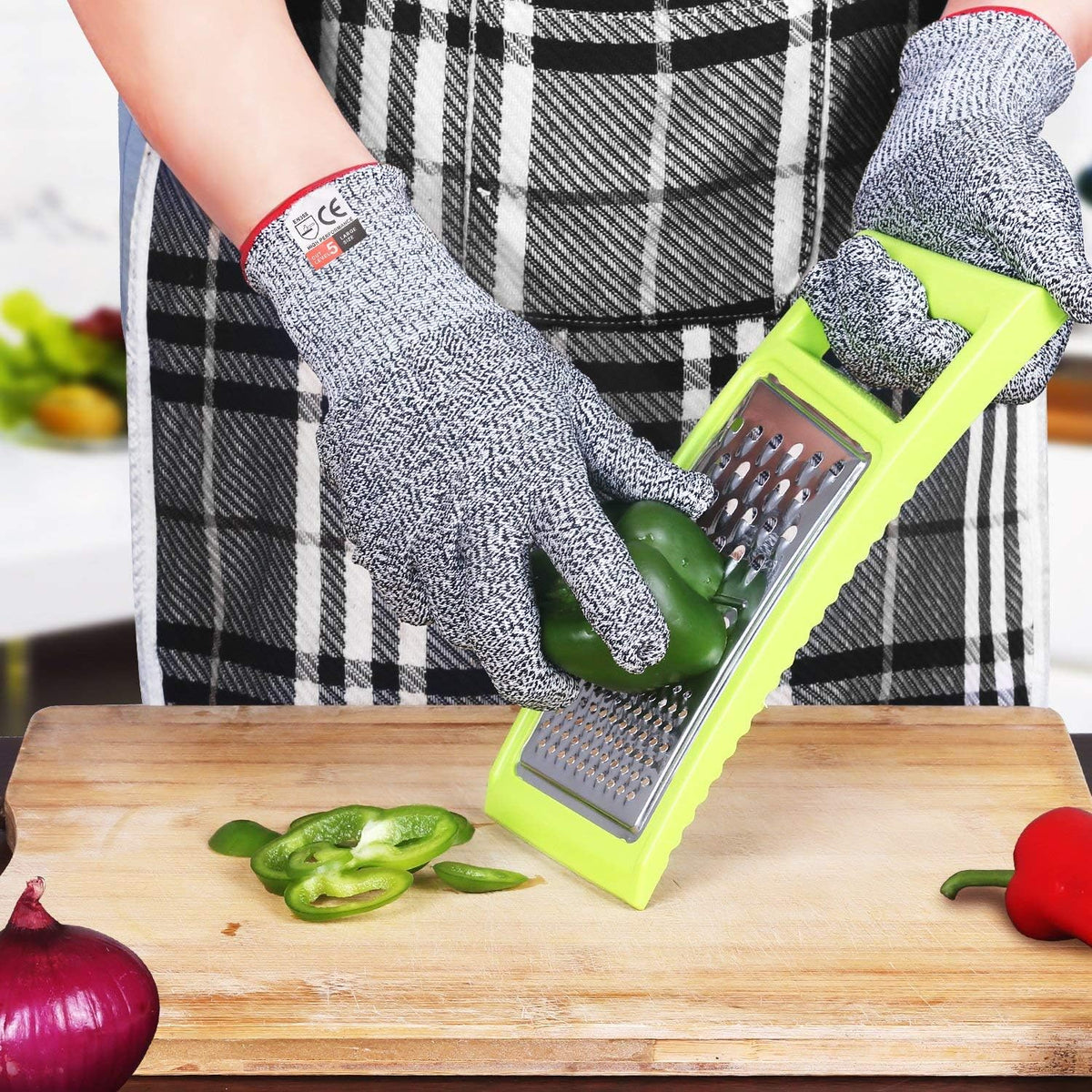 Cut Resistant Gloves,High Performance Level 5 Protection Safety Kitchen Gloves … (Small)