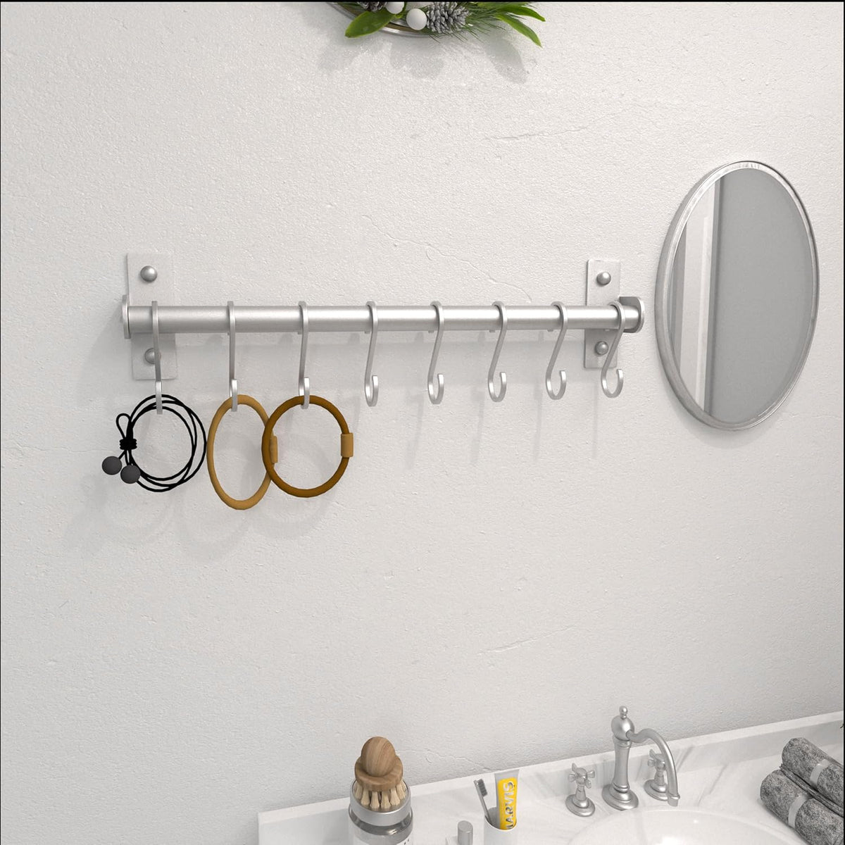 Kitchen Utensil Holder Hanger, Pot and Pan Rack Wall Mounted, Kitchen Rail with 8 Hooks for Hanging Cooking Utensils, Mugs, Spoons, Wall Mounted, Silver