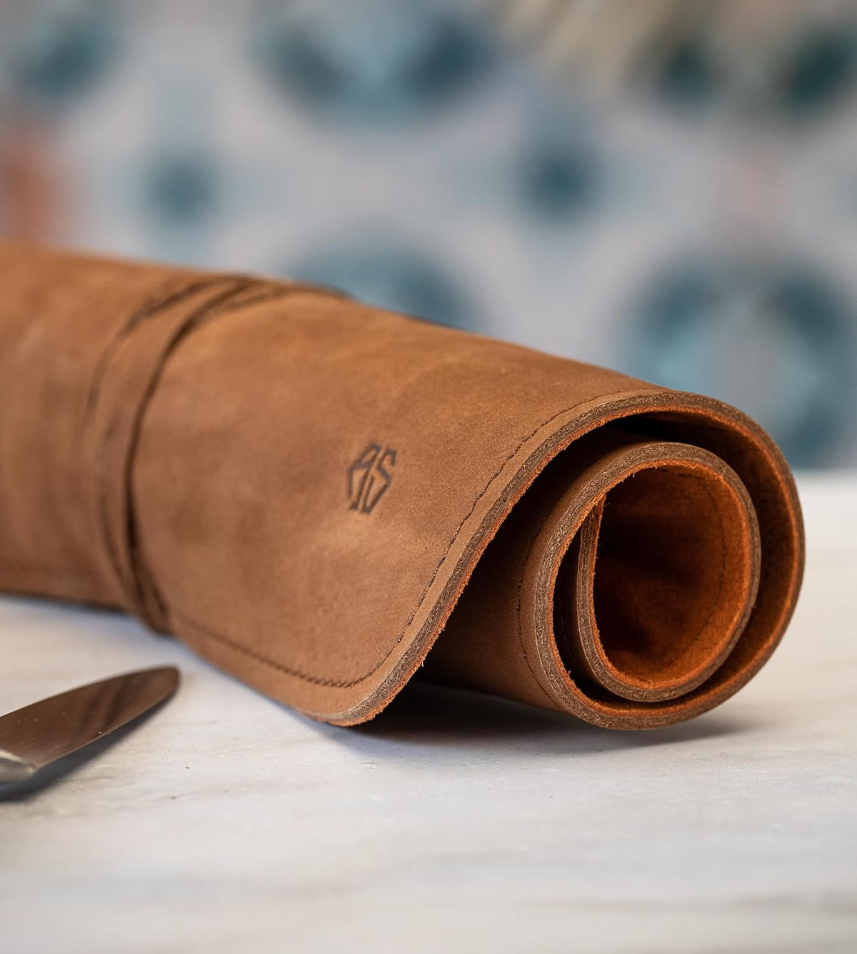 Knife Roll Bag Genuine Leather – Chef`s knife bag 7 slots/for up to 11" knives – Leather Knife Case Steve (brown)