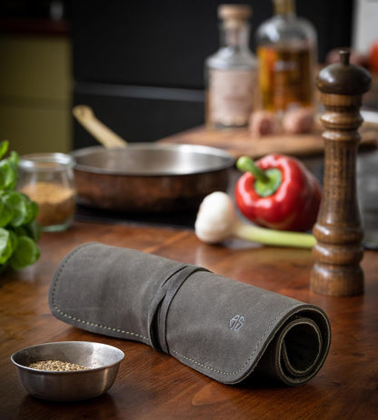 Knife Roll Bag Genuine Leather – Chef`s knife bag 7 slots/for up to 11" knives – Leather Knife Case Steve (brown)