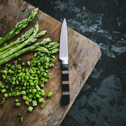 – 1905 Paring Knife - Kitchen knife with 3.5" blade & 56 HRC - Ideal for small cutting work & decorations - Stainless steel - Ultra sharp - Ergonomic handle - High carbon