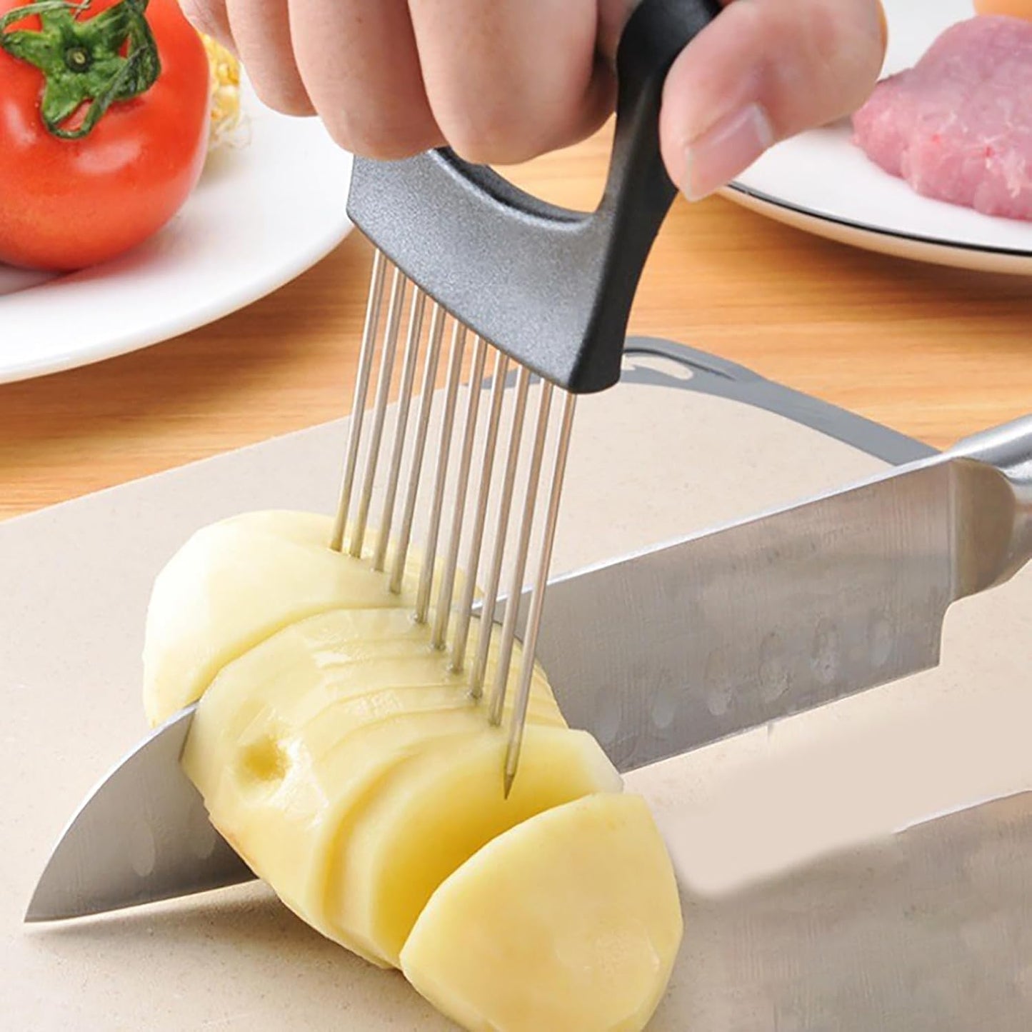 Onion Holder 2Pcs Onion Slicer, Onion Cutter with Protective Cover for Slicing of Fruits and Other Vegetables, Multi-Purpose Kitchen Accessory, Stainless Steel, with Finger Guards for Cutting Food