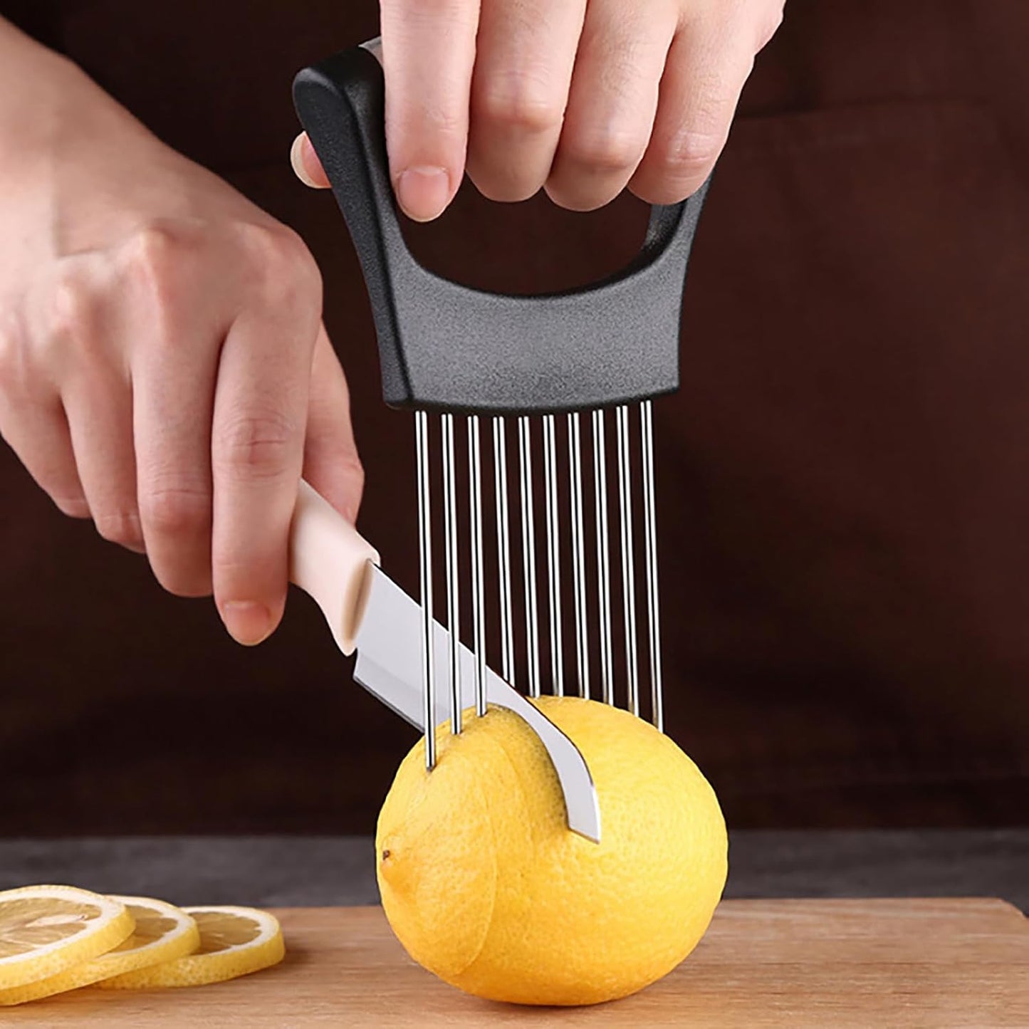 Onion Holder 2Pcs Onion Slicer, Onion Cutter with Protective Cover for Slicing of Fruits and Other Vegetables, Multi-Purpose Kitchen Accessory, Stainless Steel, with Finger Guards for Cutting Food