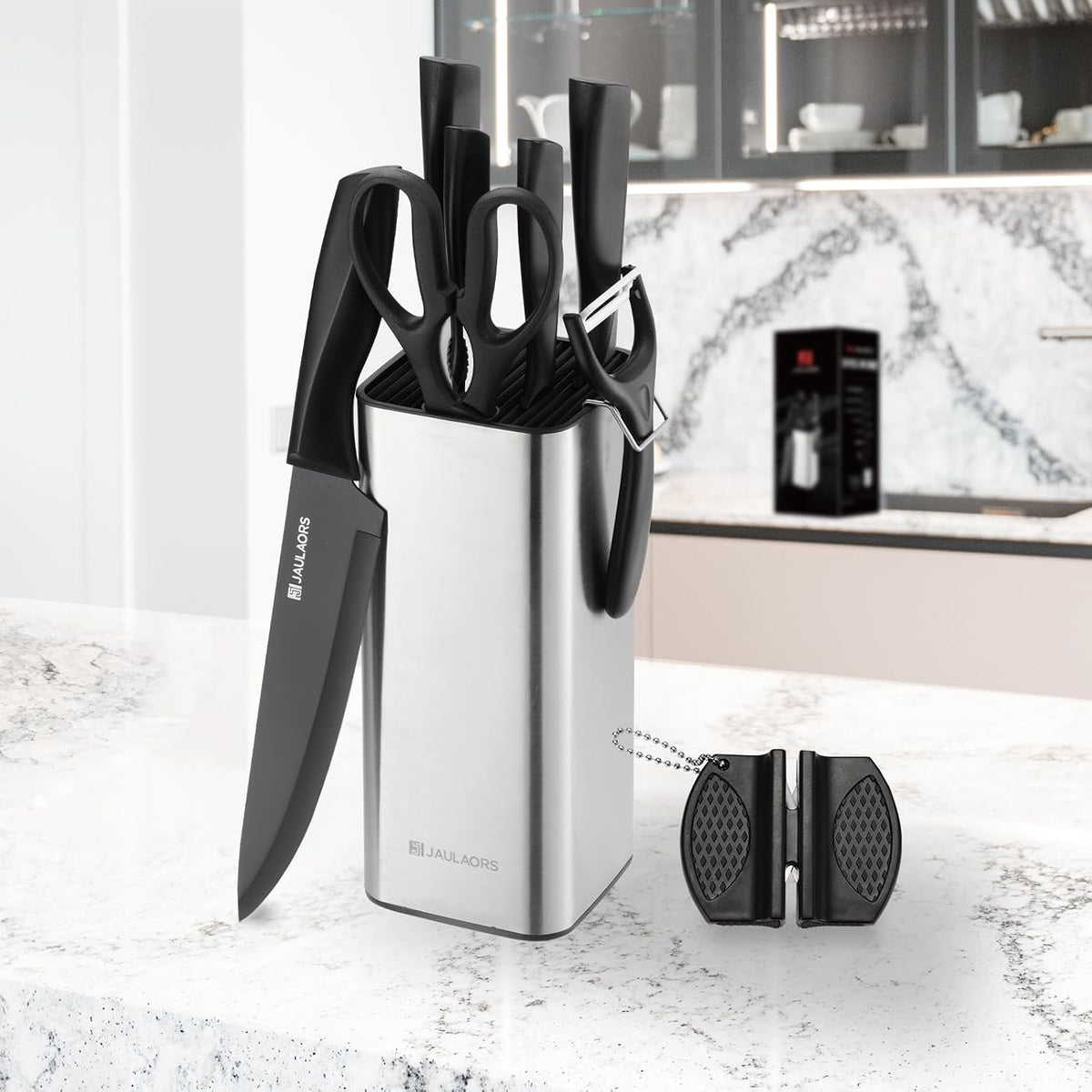Knife set, 9 Pieces Knives Set for Kitchen with Block and Sharpener, Stainless Steel Dishwasher Safe Knives Set for Kitchen Home Use, Black