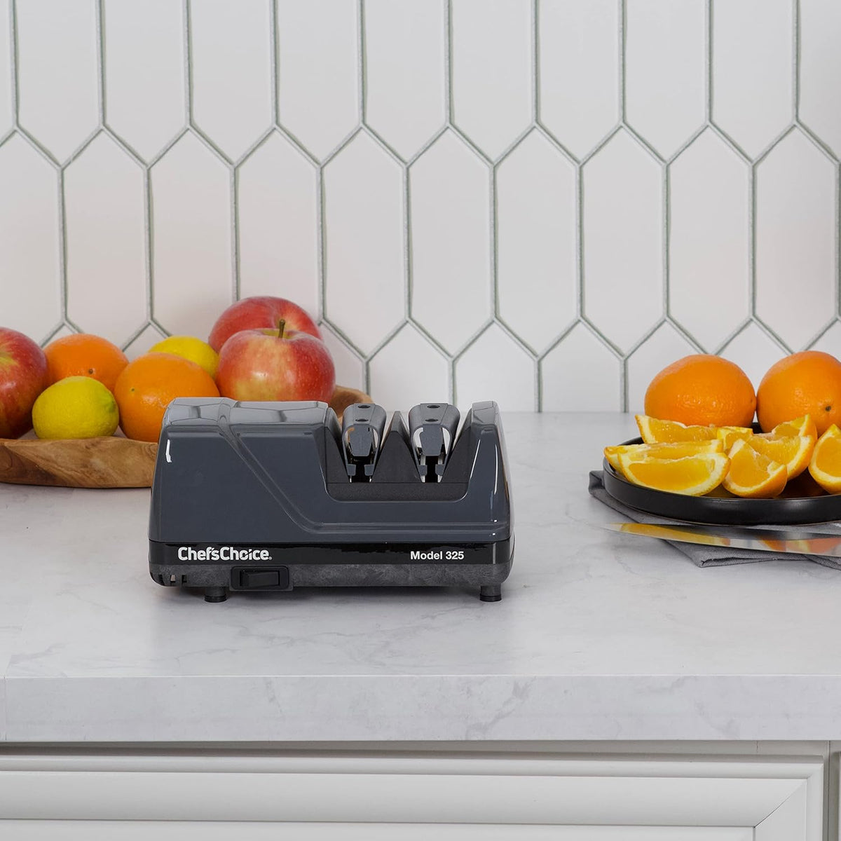 Professional Electric Knife Sharpeners Sharp-N-Hone With 100-Percent Diamond Abrasives And Precision Angle Guides For 20-Degree Straight-Edge and Serrated Knives, 2-Stage, Gray