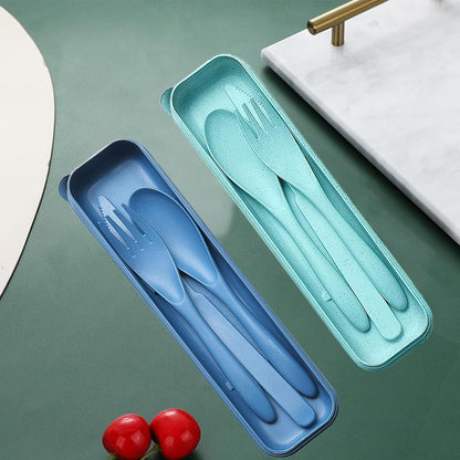 Reusable Travel Utensils Set with Case, 4 Sets Wheat Straw Portable Plastic Fork Spoons Knife Cutlery, Camping Eco-Friendly BPA Free Tableware for Kids Adults Work Picnic or Daily Use (Black)