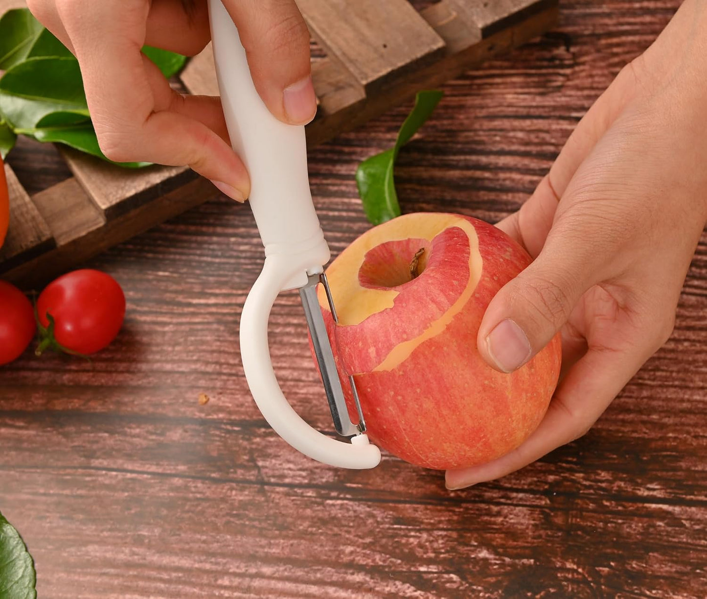 Heavy Duty Kitchen Scissors with Magnetic Holder Magnetic Shears for Fridge, Kitchen Shears Magnet Sheath Food Scissors Set for Meat Poultry Cooking BBQ Vegetables, White