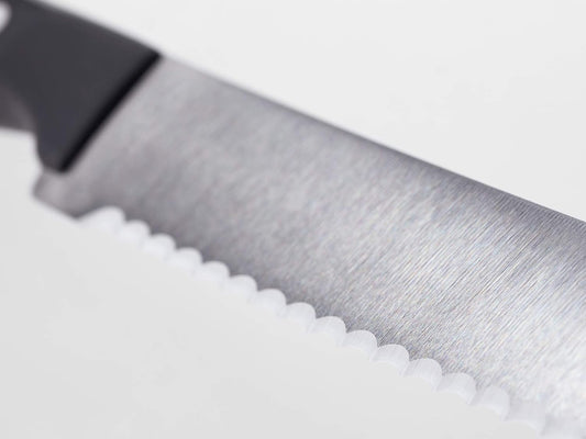 WÜSTHOF Gourmet 4.5" Serrated Utility Knife, Black