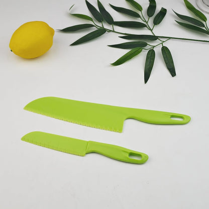 2pcs Lettuce Knife - 11.6inch&8.7inch Plastic Knives, Nylon Plastic Knife for Veggies, Fruit, Bread, Cake, Salad,Won't Cut Your Hands,Green